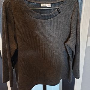 Woman's sweater shirt